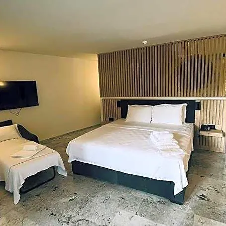 Ciftlique Alize Otel Ciftlikkoyu